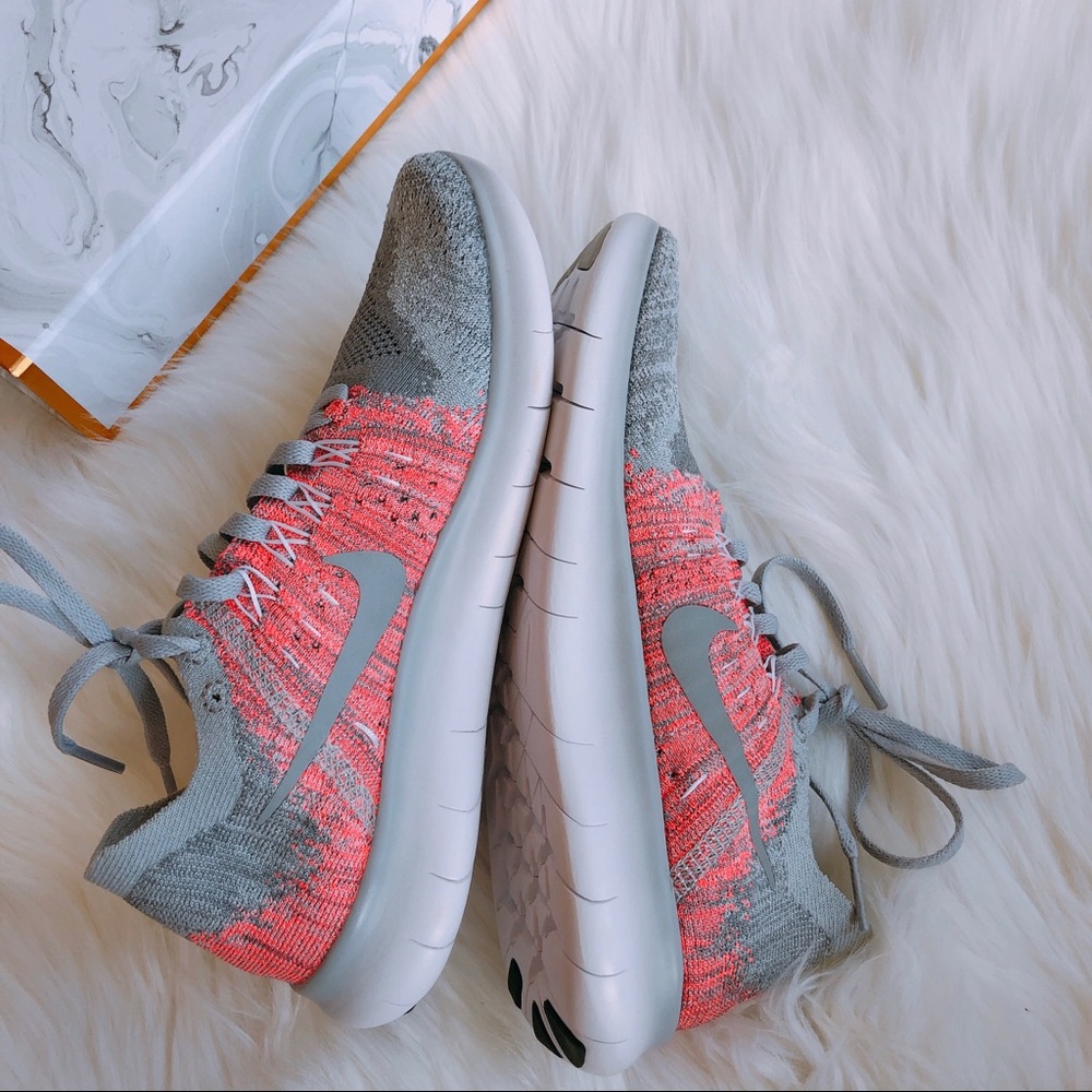 Nike Free RN Flyknit - Picture 2 of 7
